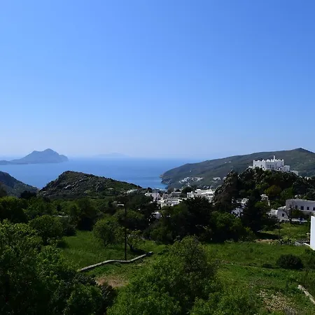 Semesterbostad Fenia *