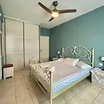 Fenia * Egíali