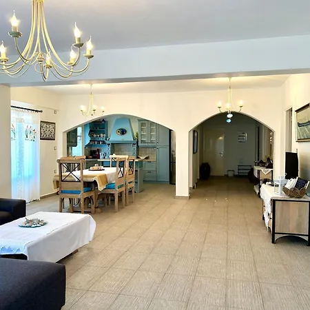 Ferienhaus Fenia Aegiali