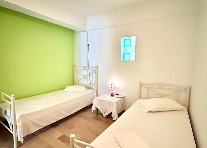 Fenia * 艾吉亚里