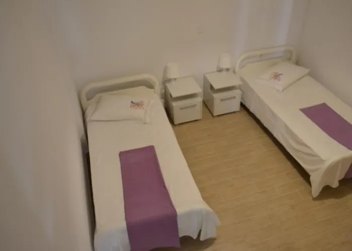 Fenia Casa de Férias *